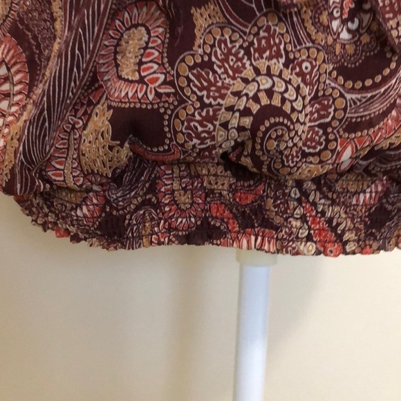 Blouse, Ruffle front Tank, like new - Picture 4 of 7